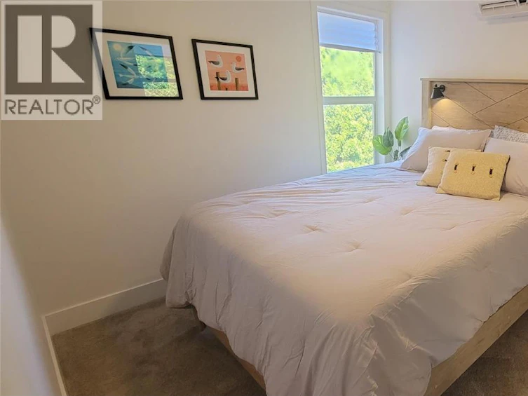 985 Manhattan Drive, Kelowna, BC, V1Y 1H7 - 82