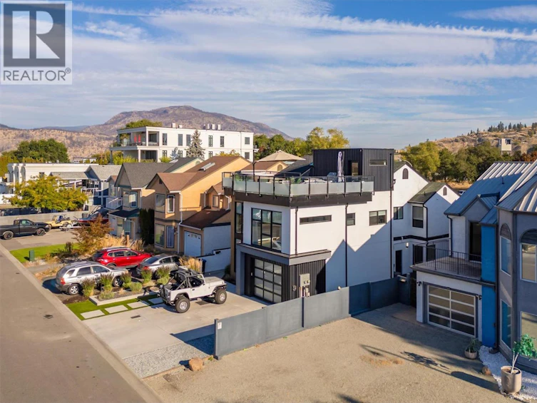 985 Manhattan Drive, Kelowna, BC, V1Y 1H7 - 86