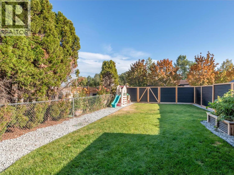 985 Manhattan Drive, Kelowna, BC, V1Y 1H7 - 15