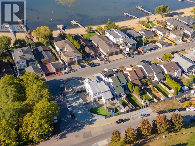 985 Manhattan Drive, Kelowna, BC, V1Y 1H7 - 89
