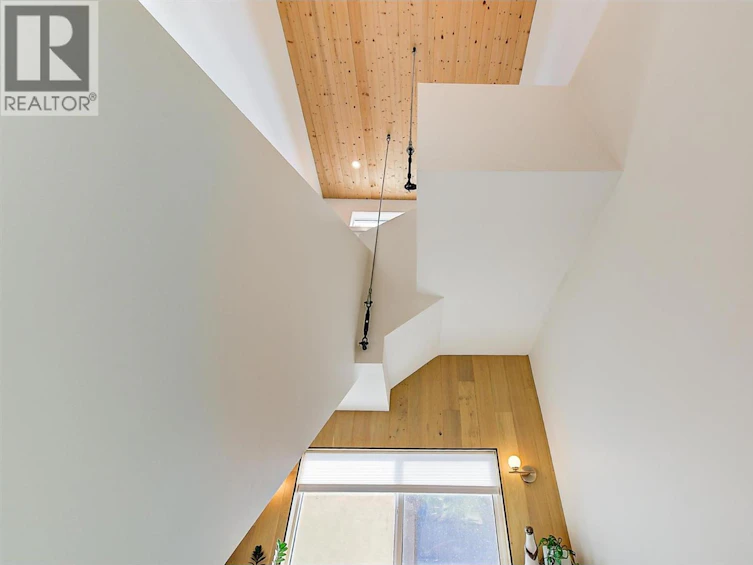 985 Manhattan Drive, Kelowna, BC, V1Y 1H7 - 46