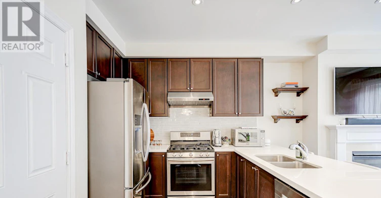 25 Collier Crescent, Markham, ON, L6E 0T2 - 6