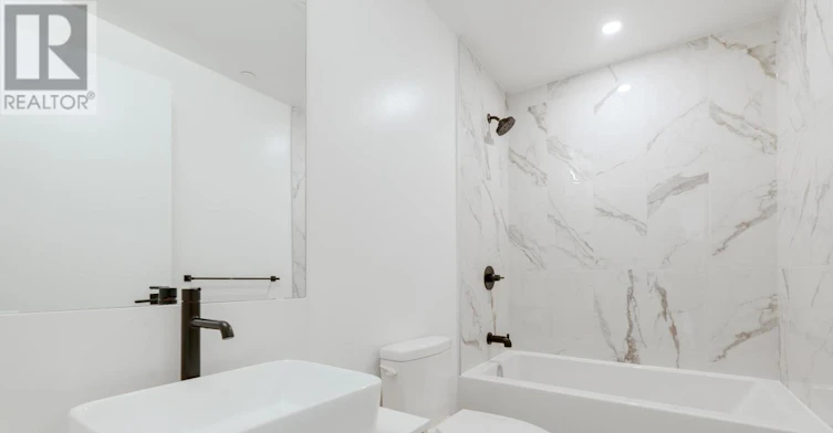 305-10 Graphophone Grove, Toronto, ON, M6H 0E5 - 13