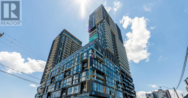 305-10 Graphophone Grove, Toronto, ON, M6H 0E5 - 2