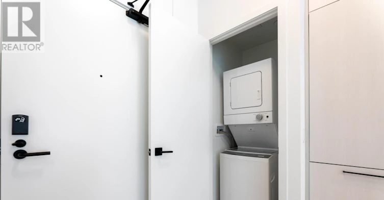 305-10 Graphophone Grove, Toronto, ON, M6H 0E5 - 24