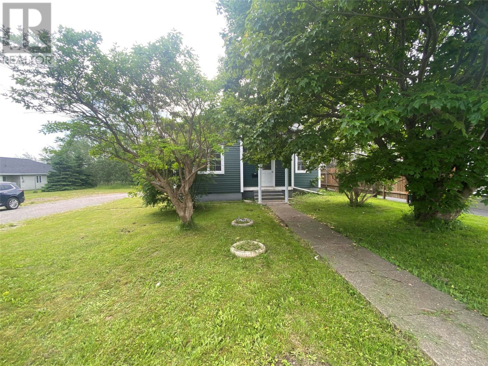 95-97 Queen Street, Stephenville, NL, A2N 2N1