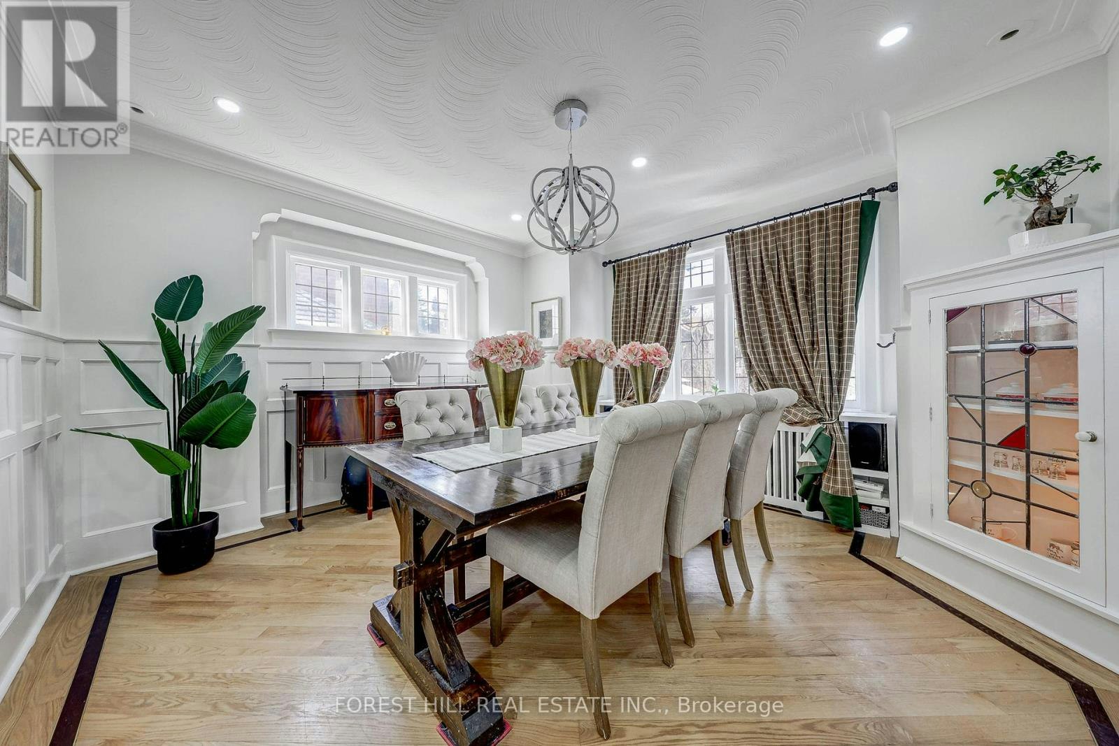607 Spadina Road, Toronto, ON, M5P 2X1
