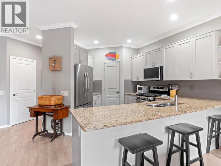 247 Sagewood Court, Kamloops, BC, V2H 1R2 - 4