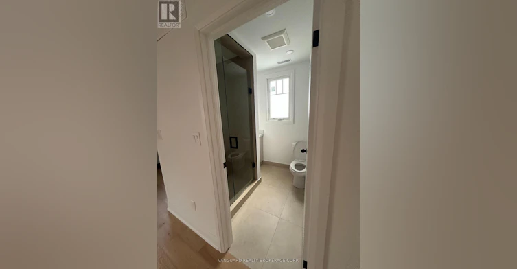 B-12 Franklin Avenue, Toronto, ON, M2N 1B6 - 4