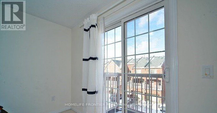 32 Truchard Avenue, Markham, ON, L6C 0N2 - 16