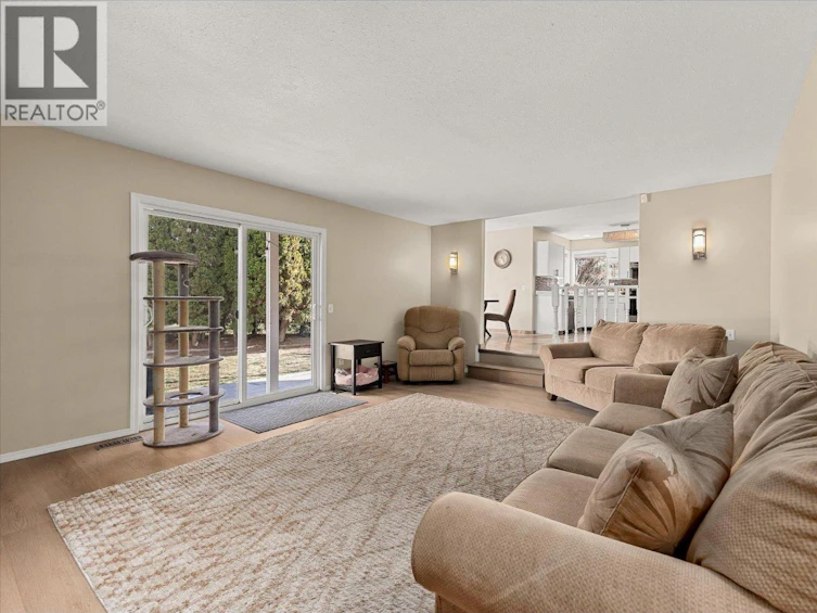 144 Wyndham Crescent, Kelowna, BC, V1V 1Z1 - 11