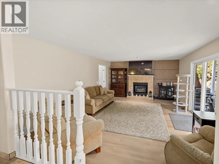 144 Wyndham Crescent, Kelowna, BC, V1V 1Z1 - 9