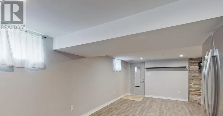 LOWER-508 Upper Gage Avenue, Hamilton, ON, L8V 4J5 - 11