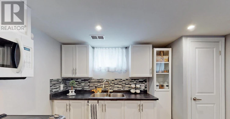 LOWER-508 Upper Gage Avenue, Hamilton, ON, L8V 4J5 - 7