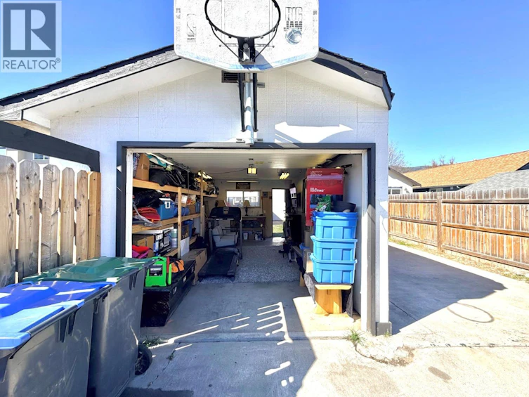 448 Caribou Street, Penticton, BC, V2A 5W6 - 32