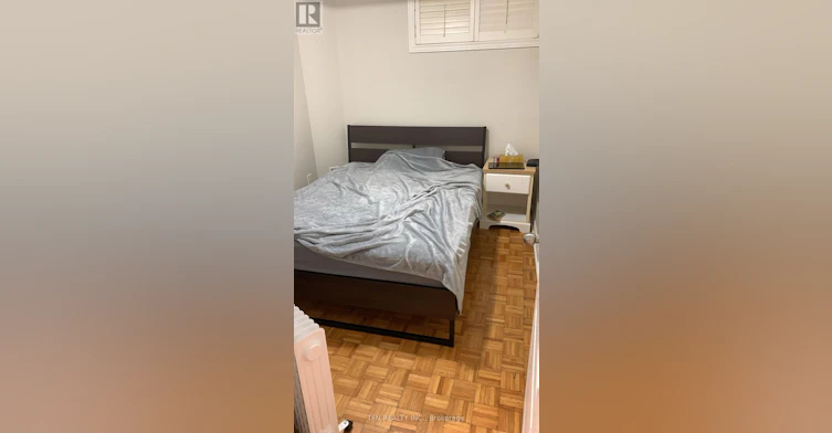 LOWER-149 Cedric Avenue, Toronto, ON, M6C 3X7 - 3