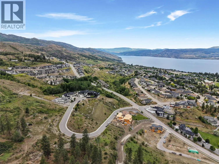 523 Trumpeter Road, Kelowna, BC, V1W 5K6 - 9