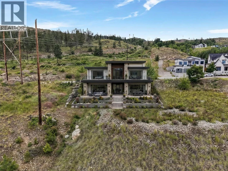 523 Trumpeter Road, Kelowna, BC, V1W 5K6 - 4