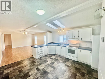 135-720 Commonwealth Road - 5
