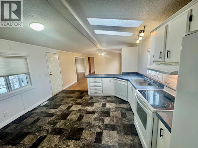 135-720 Commonwealth Road - 4