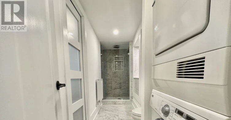 LOWER-43 Wineva Avenue, Toronto, ON, M4E 2T1 - 12