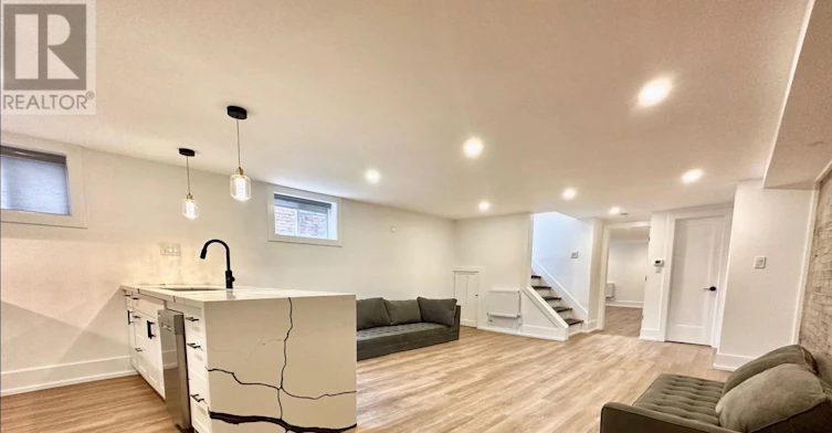 LOWER-43 Wineva Avenue, Toronto, ON, M4E 2T1 - 4