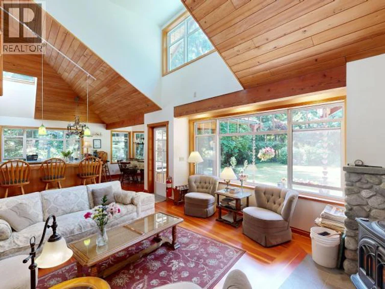 2777 Cedar Way, Savary Island, BC - 3