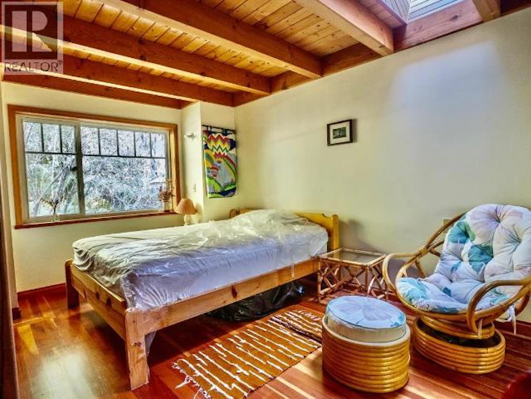 2777 Cedar Way, Savary Island, BC - 17