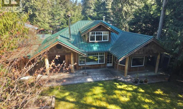 2777 Cedar Way