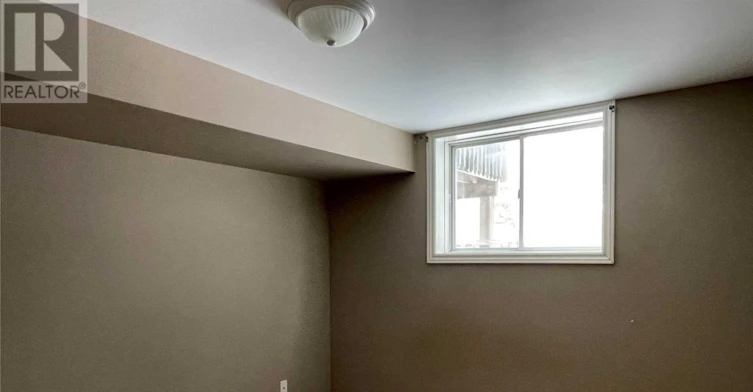 LOWER-23 Loon Avenue, Barrie, ON, L4N 8W6 - 4