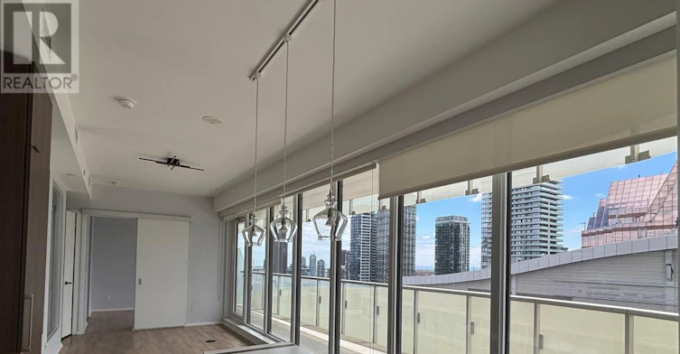2509-197 Yonge Street, Toronto, ON, M5B 1M4 - 8