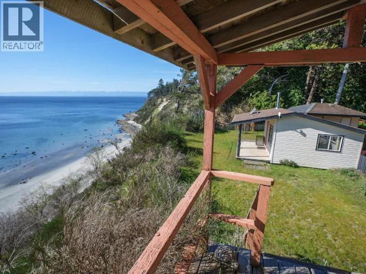 3020 Ashworth Walk, Savary Island, BC - 5