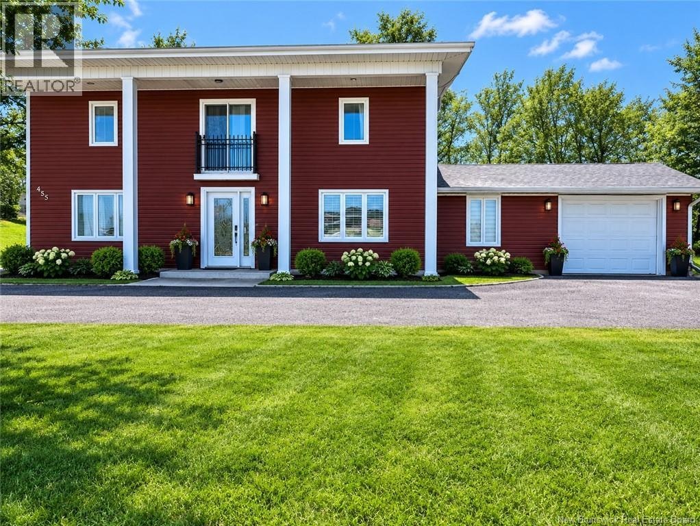 855 Walker Street, Grand Falls, NB, E3Z 1A4