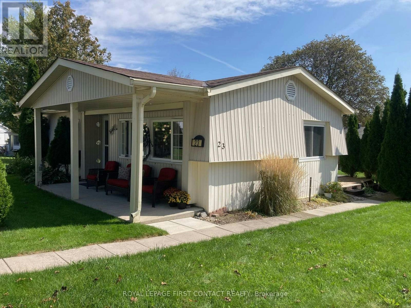 23 Mimosa Crescent, Innisfil, ON, L9S 1P9