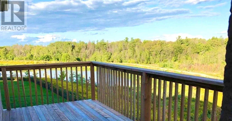 BATH-UPPER 1003 Two Beds + One Green Street, Innisfil, ON, L0L 1W0 - 20