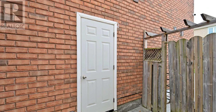 BSMT-47 Stella Drive, Markham, ON, L3S 4G9 - 3