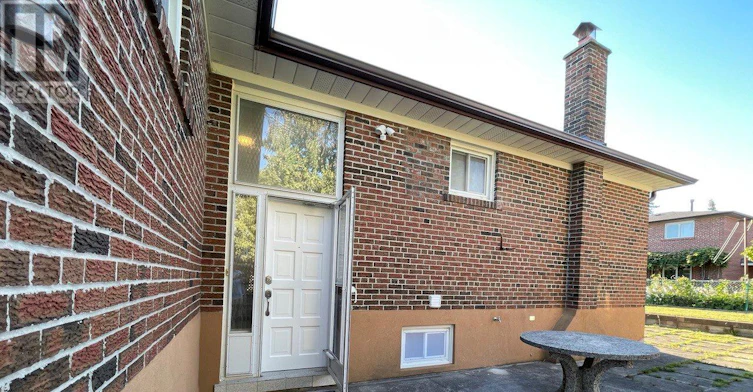 BSMT A-30 Lewis Drive, Vaughan, ON, L4L 2B6 - 2