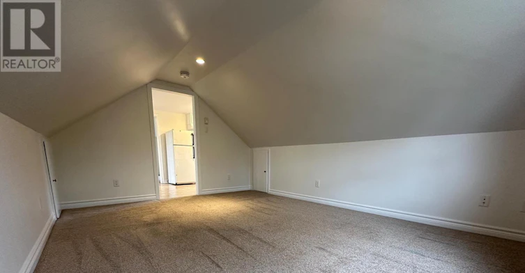 UPPER-80 Sterling Street, London, ON, N5Y 1Y7 - 3