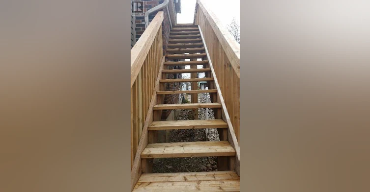 UPPER-80 Sterling Street, London, ON, N5Y 1Y7 - 2
