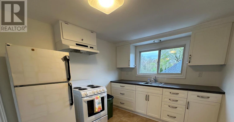 UPPER-80 Sterling Street, London, ON, N5Y 1Y7 - 10