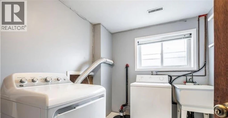 87(A Tamvale Crescent, Kitchener, ON, N2E 3K8 - 7