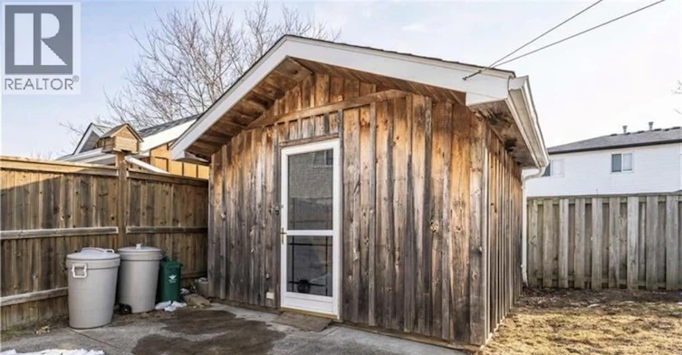 87(A Tamvale Crescent, Kitchener, ON, N2E 3K8 - 8