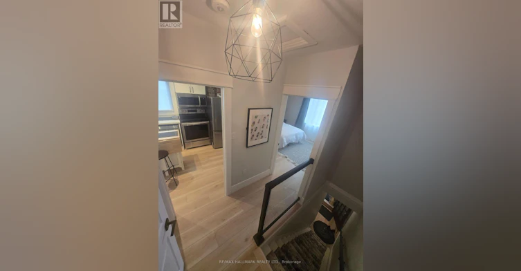 MAIN-251 Silverthorn Avenue, Toronto, ON, M6N 3K2 - 14