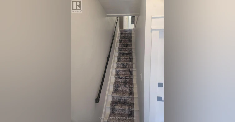 MAIN-251 Silverthorn Avenue, Toronto, ON, M6N 3K2 - 8