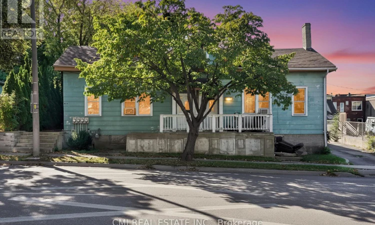 219 Dalhousie Street