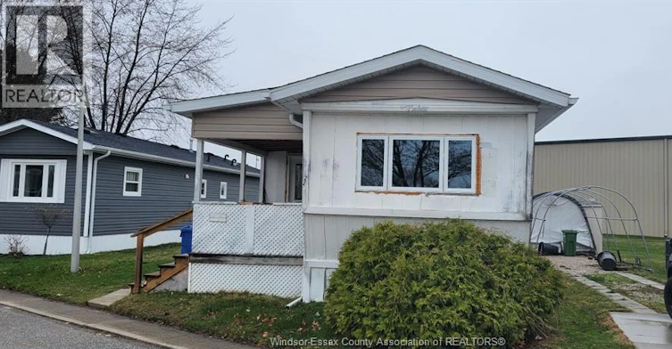 22 Robin Crescent, Lakeshore, ON, N8N 2S2
