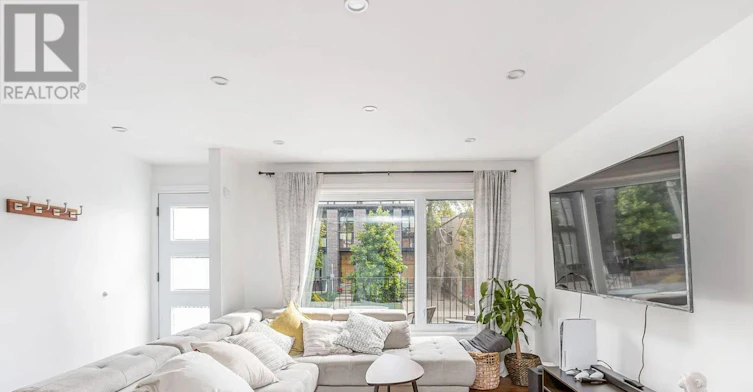 80 Saulter Street, Toronto, ON, M4M 2H7 - 11