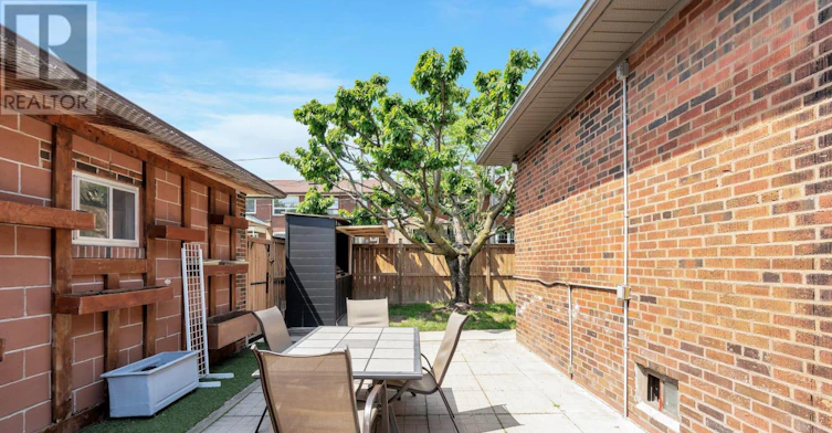 LOWER-290 Westmount Avenue, Toronto, ON, M6E 3N1 - 19
