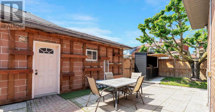 LOWER-290 Westmount Avenue, Toronto, ON, M6E 3N1 - 20
