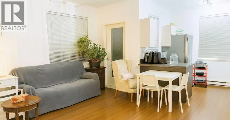 Only-30X 5689 Female Kings Road, Vancouver, BC, V6T 1K9 - 7